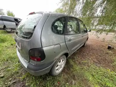 Здавання транспортного засобу renault   року 1998 потужний k7m703