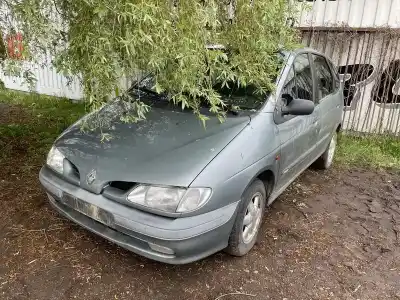 Здавання транспортного засобу renault   року 1998 потужний k7m703