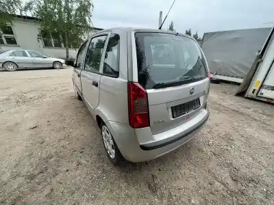 Sloopvoertuig fiat idea (135) 1.3 16v jtd 16v dynamic plus (10.2005->) van het jaar 2005 aangedreven 