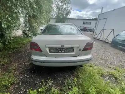 Sloopvoertuig volvo s40 i (644) 1.9 td van het jaar 1998 aangedreven d4192t