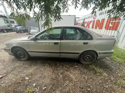 Sloopvoertuig volvo s40 i (644) 1.9 td van het jaar 1998 aangedreven d4192t