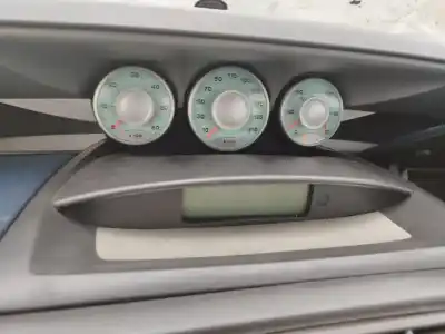 Veículo de Sucata fiat ulysse (179) 2.2 jtd dynamic do ano 2003 alimentado 