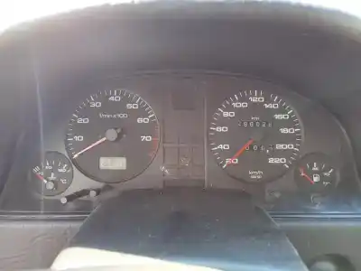 Scrapping Vehicle audi 80 (811/813) 1.8 of the year 1991 powered 