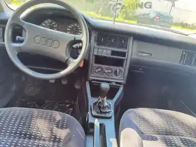 Scrapping Vehicle audi 80 (811/813) 1.8 of the year 1991 powered 