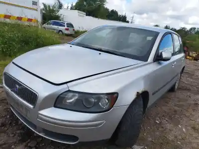 Veicolo di demolizione volvo v50 (545) 2.0 d dell'anno 2005 alimentato d4204t