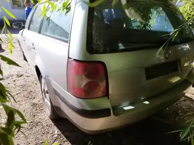 Veículo de Sucata volkswagen passat variant (3b6) 1.8 20v turbo do ano 2002 alimentado awt