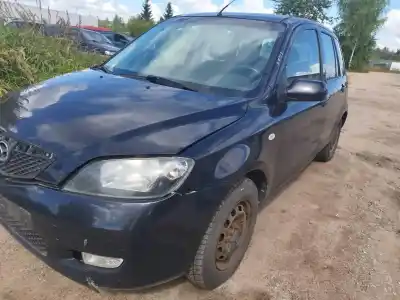 Veículo de Sucata mazda 2 (dy) 1.4 do ano 2004 alimentado 