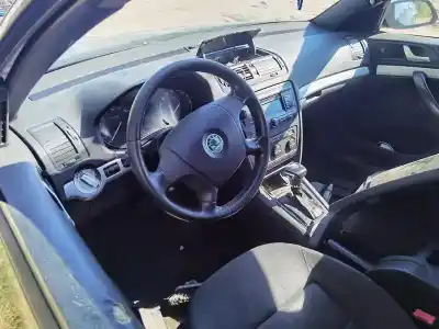 Здавання транспортного засобу skoda octavia combi (1z5) 1.9 tdi dpf року 2005 потужний bxe