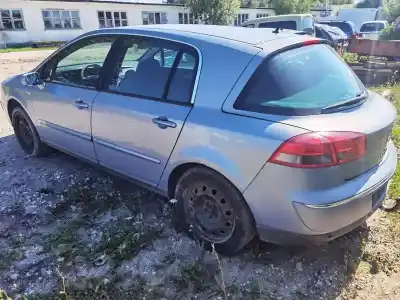 Véhicule à la ferraille renault                                            vel satis (bj0)                                                                                                                                                                                                                                            2.2 dci turbodiesel                                                                                                                                                                                                                                        de l'année 2003 alimenté g9t702