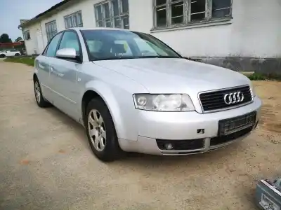 Здавання транспортного засобу AUDI A4 B6 (8E2) 1.9 TDI року 2002 потужний AVB