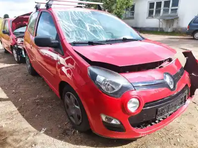 Scrapping Vehicle RENAULT TWINGO 1.2 16V of the year 2012 powered D4F772