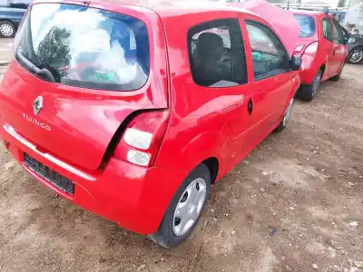 Scrapping Vehicle renault twingo 1.2 16v of the year 2011 powered d4f772