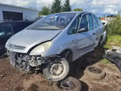 Veicolo di demolizione citroen xsara picasso 1.6 básico dell'anno 2000 alimentato 