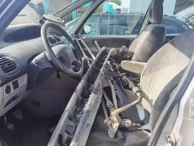 Veicolo di demolizione citroen xsara picasso 1.6 básico dell'anno 2000 alimentato 