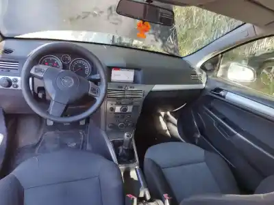 Здавання транспортного засобу opel astra h caravan 1.7 16v cdti року 2004 потужний z17dth