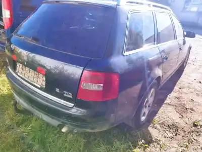 Veículo de Sucata audi a6, c5 2001.08 - 2005.01 facelift 2.5 tdi quattro 132kw 2000.02 - 2005.01 do ano 2003 alimentado ake