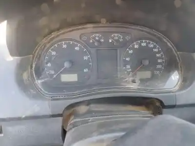 Veículo de Sucata volkswagen polo (9n1) 1.4 16v do ano 2002 alimentado bby