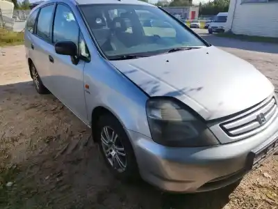 Verschrottungsfahrzeug HONDA STREAM (RN1/3) 1.7 CAT des Jahres 2001 angetrieben D17A2