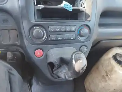 Verschrottungsfahrzeug honda stream (rn1/3) 1.7 cat des jahres 2001 angetrieben d17a2