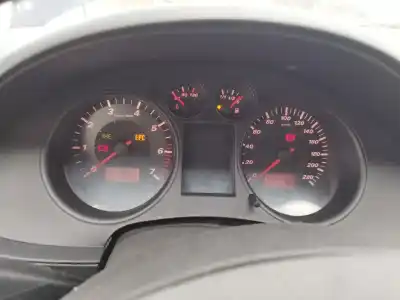 Veículo de Sucata seat cordoba 1.4 g do ano 2003 alimentado bby