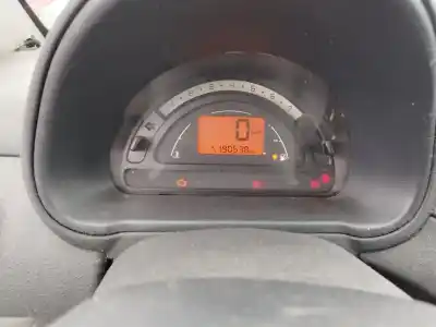 Veículo de Sucata citroen c2 1.1 do ano 2004 alimentado 10 fp7p