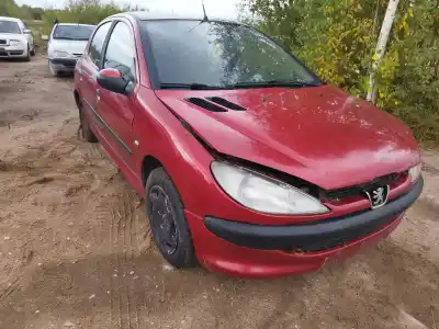 Veicolo di demolizione PEUGEOT 206 BERLINA Play Station 2 dell'anno 2001 alimentato 10 DYHW