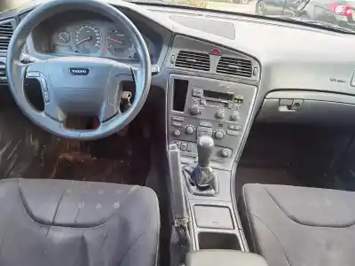 Verschrottungsfahrzeug volvo                                              v70 ii (285)                                                                                                                                                                                                                                               2.5 tdi                                                                                                                                                                                                                                                    des jahres 2000 angetrieben d5252t 