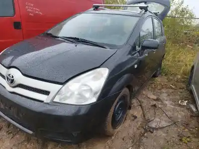 Veículo de Sucata toyota corolla verso (r1) 2.2 d-4d sol do ano 2006 alimentado 2adftv