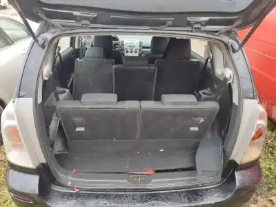 Veículo de Sucata toyota corolla verso (r1) 2.2 d-4d sol do ano 2006 alimentado 2adftv