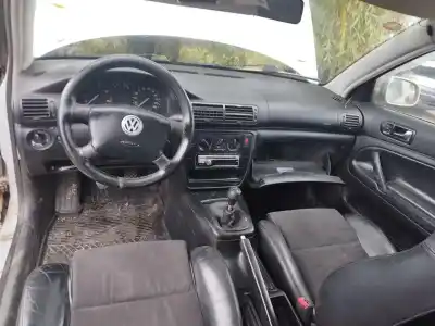 Veículo de Sucata volkswagen passat b5 (3b2) 1.9 tdi do ano 1997 alimentado ahu