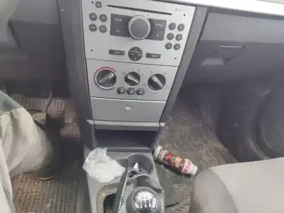 Veículo de Sucata opel meriva b 1.7 16v cdti do ano 2004 alimentado z17dth