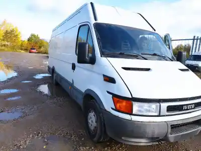 Здавання транспортного засобу IVECO DAILY, 2000.01 - 2005.12 2.3L 85KW 2000.01 - 2005.12 року 2004 потужний F1AE0481