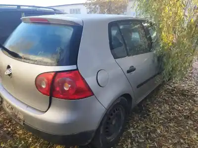 Vehicul casat volkswagen golf v (1k1) 1.4 16v al anului 2004 alimentat bca