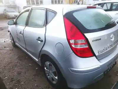 Veicolo di demolizione hyundai i30 1.6 crdi cat dell'anno 2012 alimentato d4fb