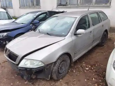Scrapping Vehicle skoda octavia combi (1z5) 1.9 tdi dpf of the year 2006 powered bxe