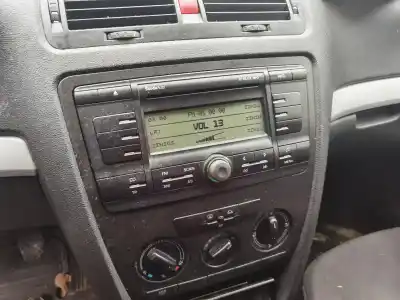 Scrapping Vehicle skoda octavia combi (1z5) 1.9 tdi dpf of the year 2006 powered bxe