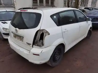 Veículo de Sucata toyota corolla verso (r1) 2.0 d-4d luna do ano 2004 alimentado 