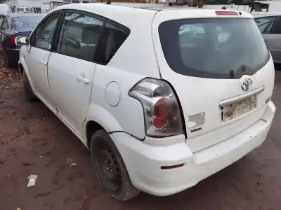 Veículo de Sucata toyota corolla verso (r1) 2.0 d-4d luna do ano 2004 alimentado 