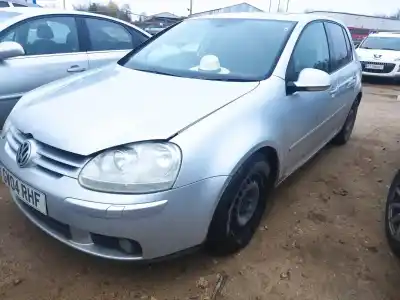 Veículo de Sucata volkswagen golf v (1k1) 2.0 fsi do ano 2004 alimentado blx