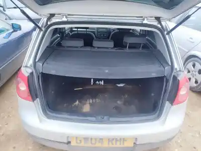 Veículo de Sucata volkswagen golf v (1k1) 2.0 fsi do ano 2004 alimentado blx