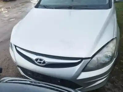 Véhicule à la ferraille hyundai i30 1.6 crdi cat de l'année 2011 alimenté d4fb