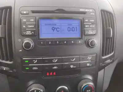 Véhicule à la ferraille hyundai i30 1.6 crdi cat de l'année 2011 alimenté d4fb