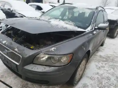 Veículo de Sucata volvo v50 (545) 2.0 d do ano 2004 alimentado d4204t
