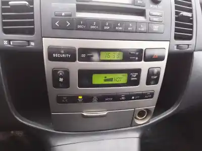 Veicolo di demolizione toyota corolla (e11) 2.0 d-4d linea sol dell'anno 2002 alimentato 1cdftv