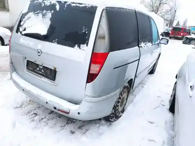 Здавання транспортного засобу lancia phedra (180) 2.0 jtd 16v emblema cae року 2004 потужний 