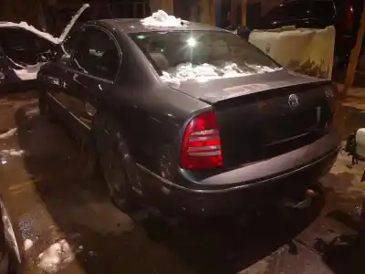 Здавання транспортного засобу skoda superb (3u4) 2.5 v6 tdi cat (bdg) року 2004 потужний bdg