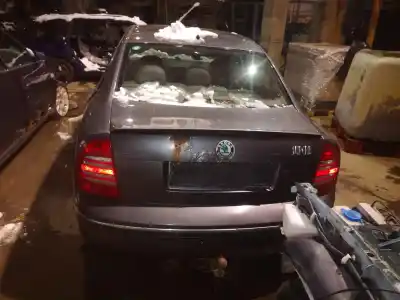 Здавання транспортного засобу skoda superb (3u4) 2.5 v6 tdi cat (bdg) року 2004 потужний bdg