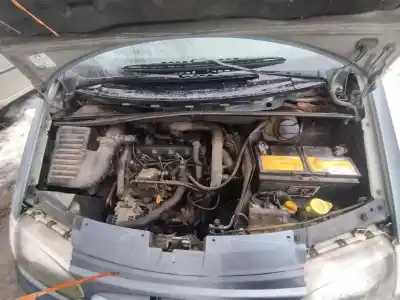 Veículo de Sucata ford galaxy (vx) 1.9 tdi cat do ano 2000 alimentado 