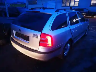 Scrapping Vehicle skoda octavia combi (1z5) 1.9 tdi dpf of the year 2006 powered bxe