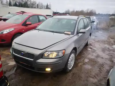 Veículo de Sucata volvo v50 (545) 2.0 d do ano 2004 alimentado 